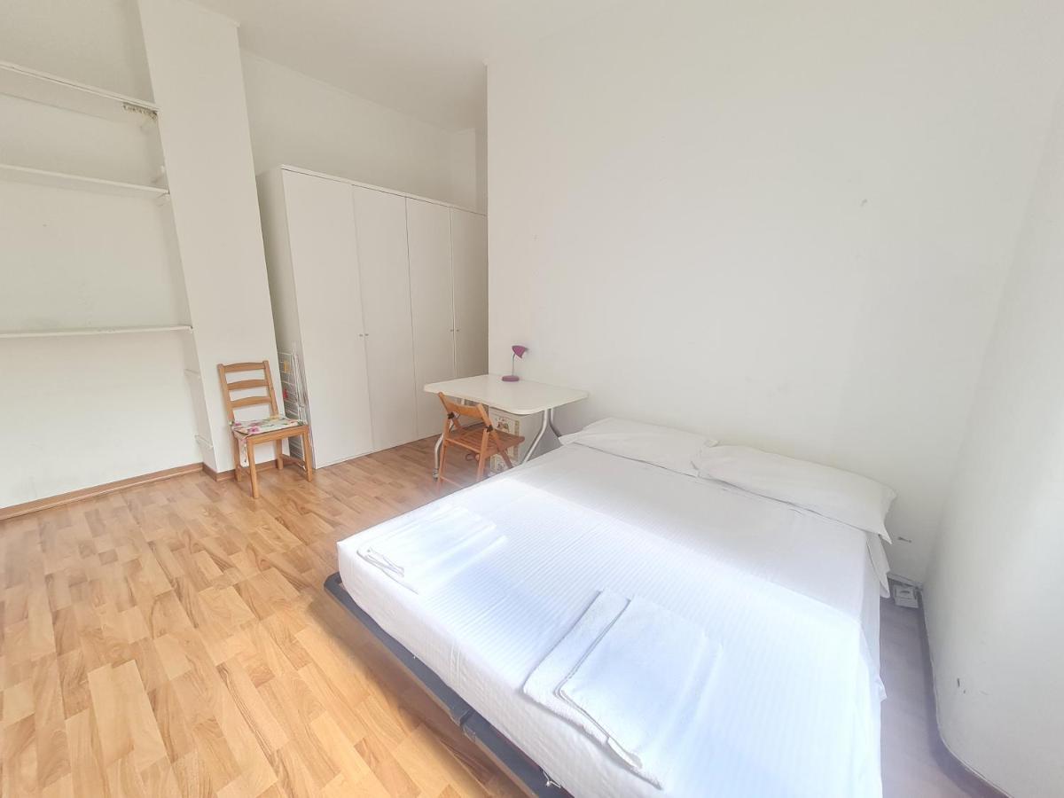 Santa Maria Valle Apartment มิลาน ภายนอก รูปภาพ