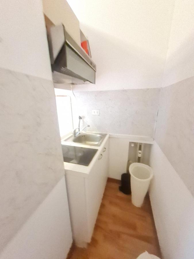 Santa Maria Valle Apartment มิลาน ภายนอก รูปภาพ